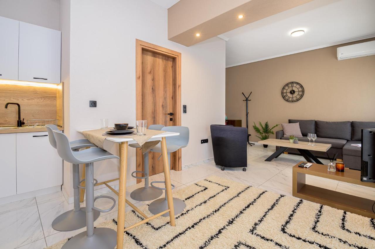 J&S Lux Central Suite 1 Александруполис Екстериор снимка
