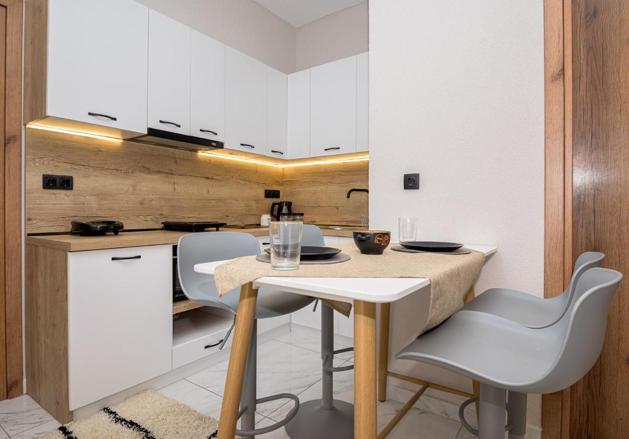 J&S Lux Central Suite 1 Александруполис Екстериор снимка