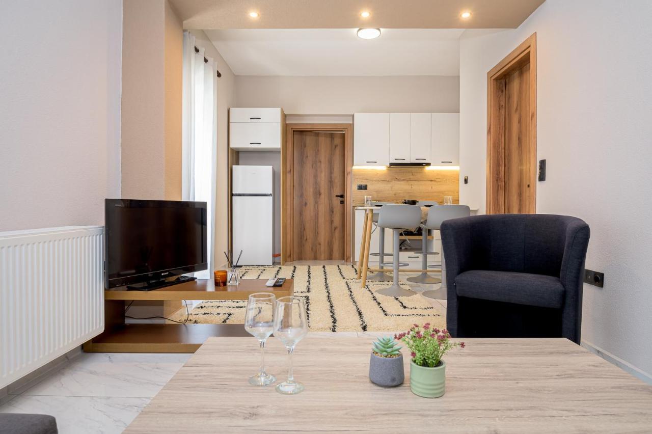 J&S Lux Central Suite 1 Александруполис Екстериор снимка
