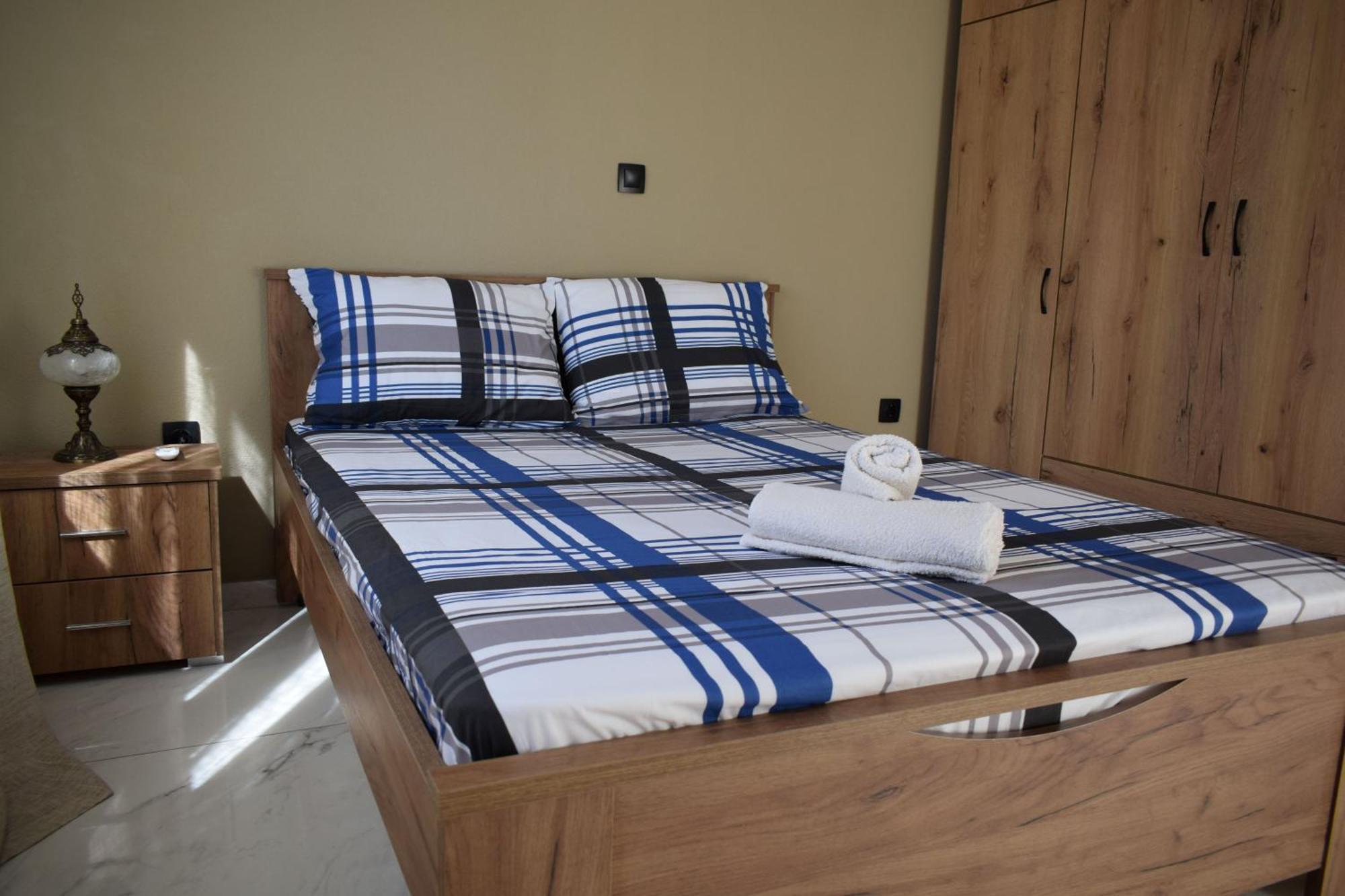 J&S Lux Central Suite 1 Александруполис Екстериор снимка